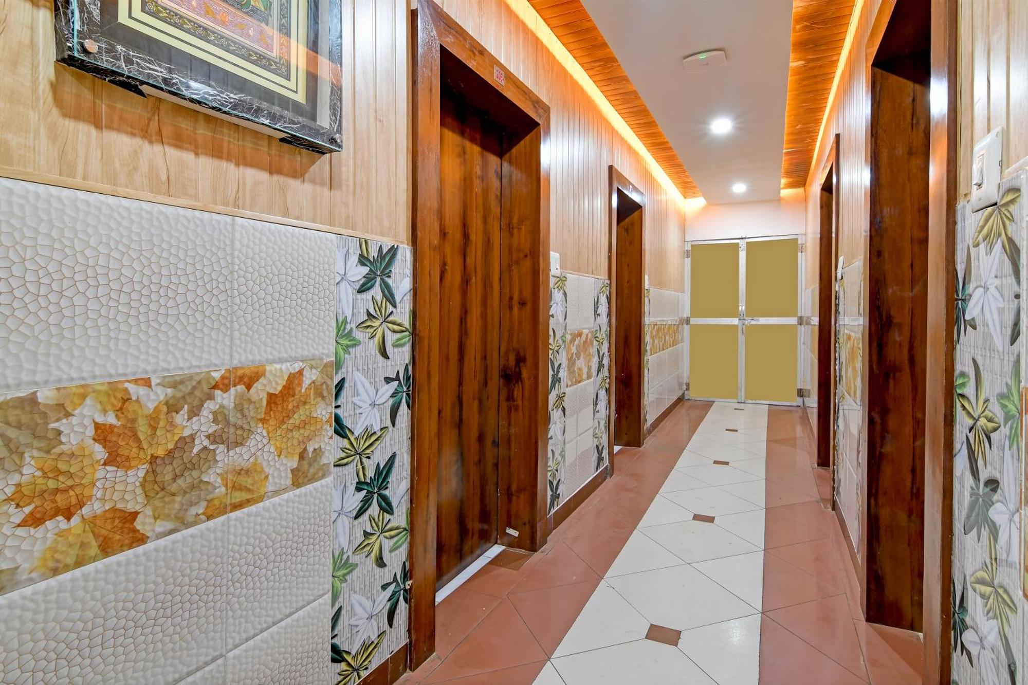 Hotel Ashray Пури Экстерьер фото